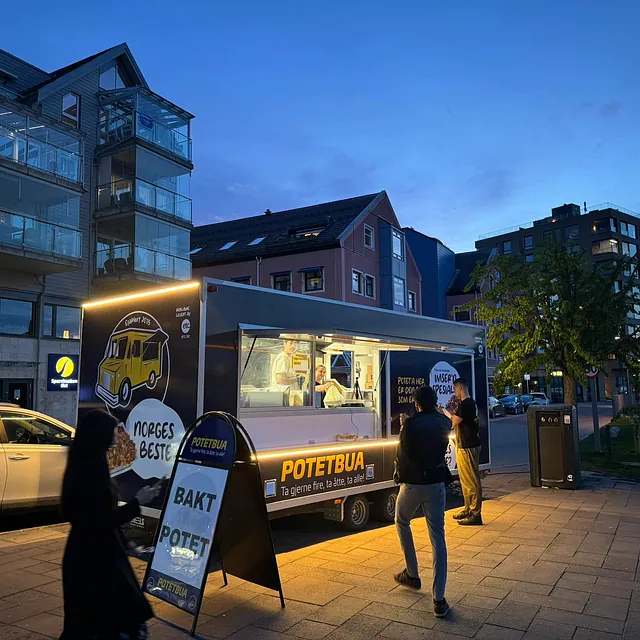 Potetbua på kveldstid